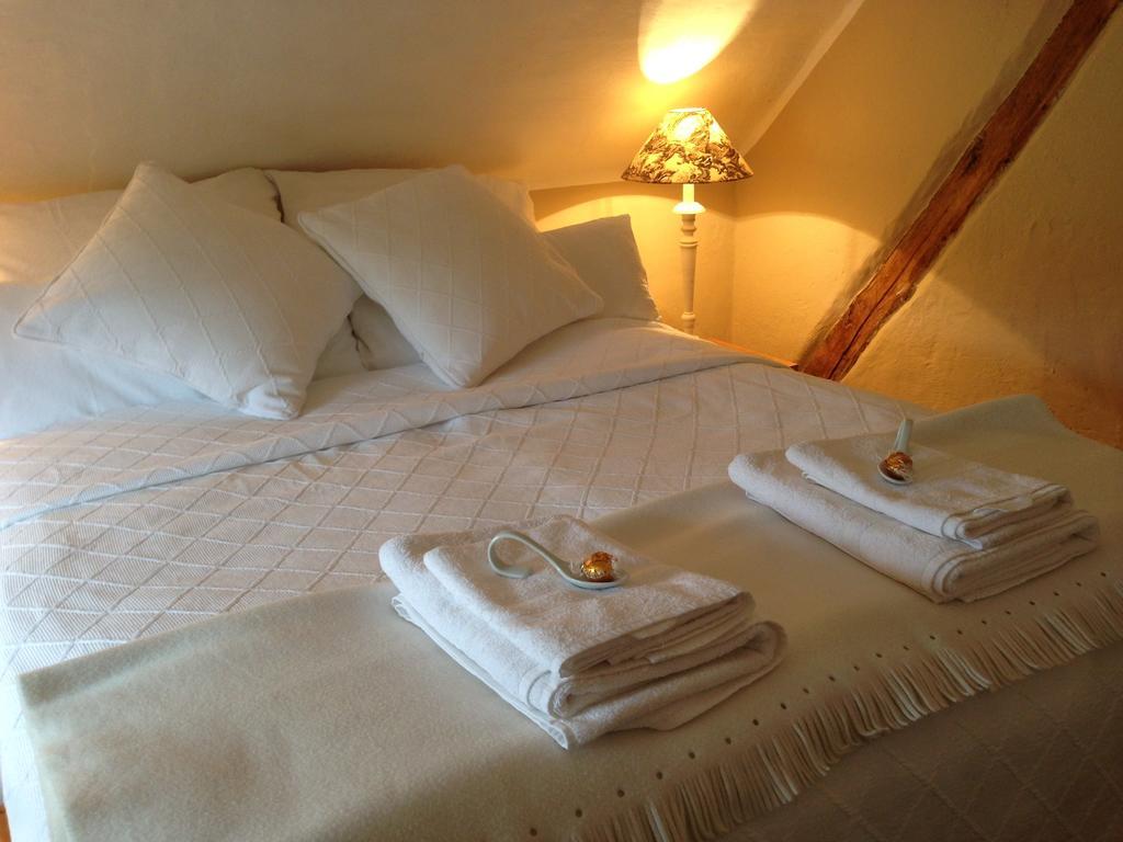 All Seasons Bed & Breakfast Kerpen  Стая снимка